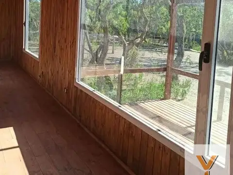 Casa en venta - 2 dormitorios 1 baño - 3000mts2 - Delta Chico