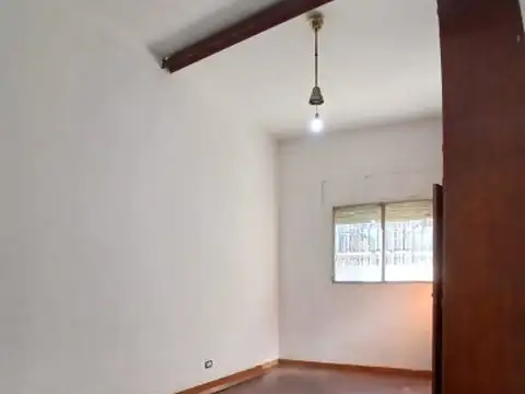 Pasco 1100, Piso 0