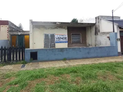 Casa en Venta en Villa Luzuriaga, USD 100.000