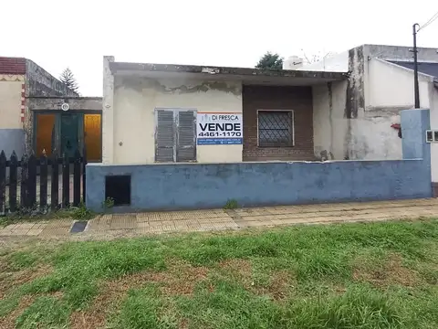 Casa en  a Reciclar ideal Constructores 