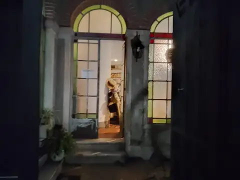 Casa en venta - 5 Dormitorios 3 Baños - 290Mts2 - La Plata