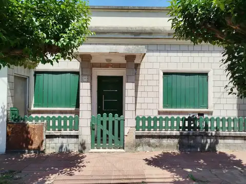 Venta Casa  4amb. ciudad jardin