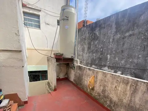 Depto Tipo Casa en Alquiler de 2 ambientes