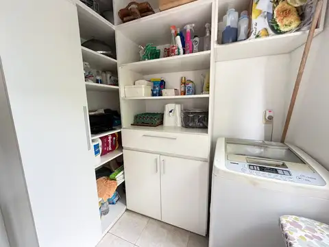 VENTA CASA 4 DORMITORIOS SAN ISIDRO VILLA ALLENDE