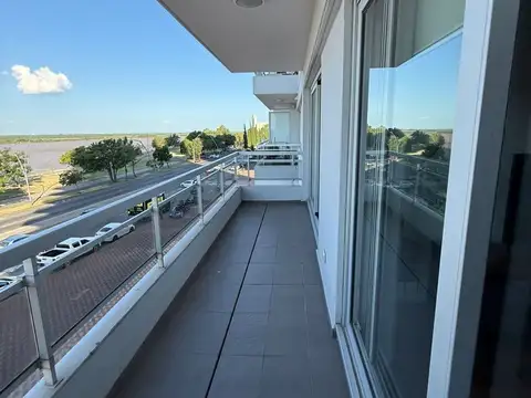 DEPARTAMENTO 1 DORMITORIO C/COCHERA EN ALQUILER 