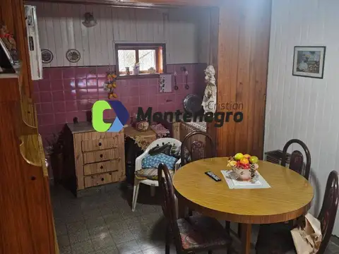 Casa 3 ambientes con 1 baño
