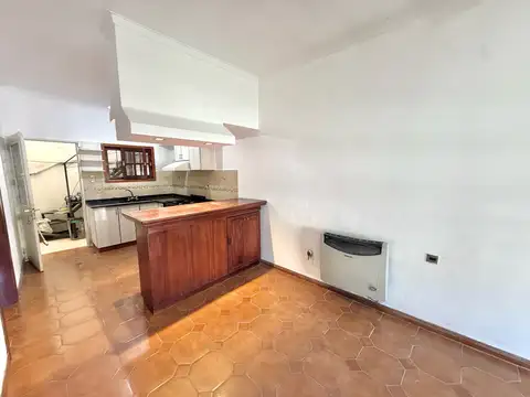 Depto Tipo Casa en Venta en Bernal Oeste, USD 58.000
