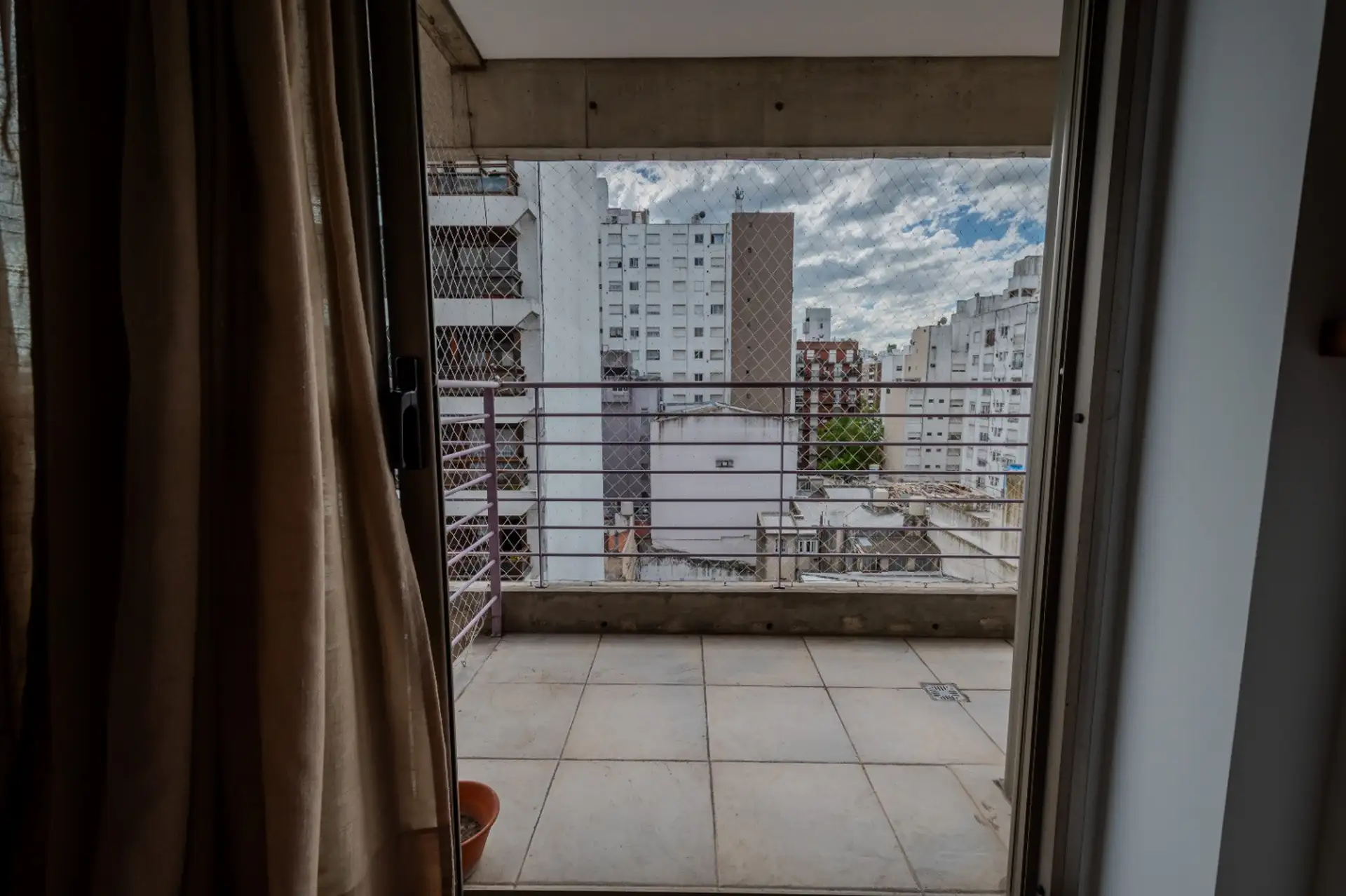 Depto 3 amb, 78m² con cochera y quincho — Plaza Mitre