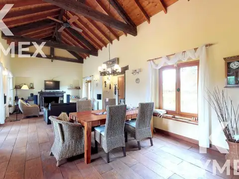 Casa 5 ambientes con 3 baños