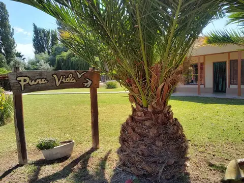 CASA QUINTA CON QUINCHO Y PILETA RODEO DEL MEDIO