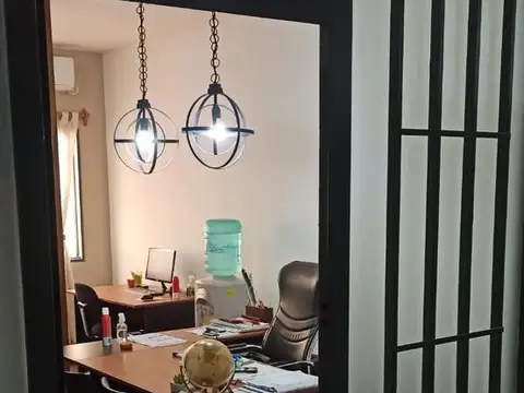 Oficina en Venta 60 años