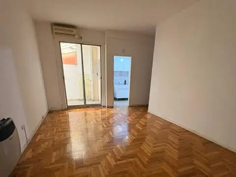 Doctor Pedro Ignacio Rivera 5200, Piso PB