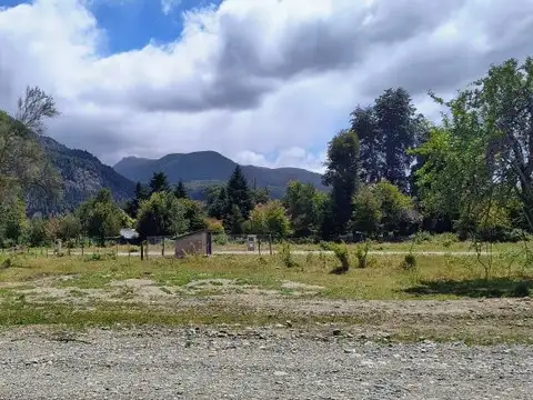 Terreno en Venta 27  mts Fondo