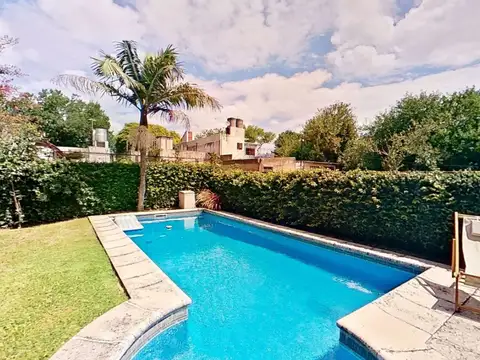 VENTA PH TIPO CASA 3 AMB FLORENCIO VARELA APTO CRE