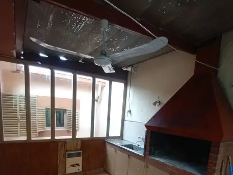 Depto Tipo Casa 4 ambientes con 1 baño