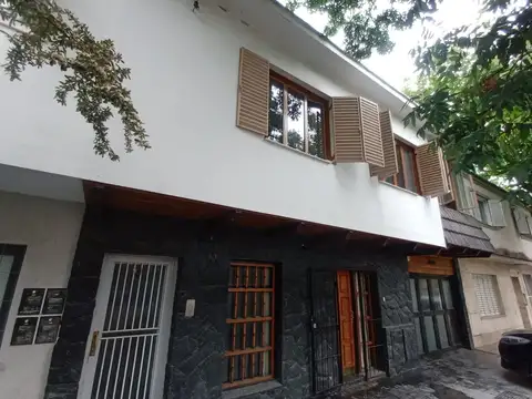 Depto Tipo Casa en Alquiler de 2 dormitorios