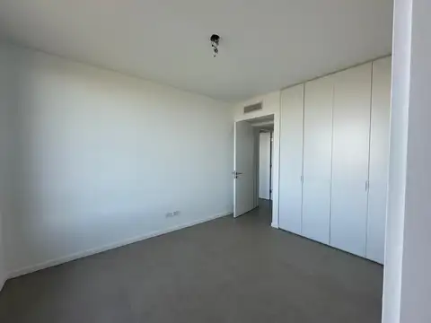 Departamento en Alquiler con 2 cocheras