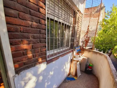 Depto Tipo Casa 2 ambientes con 1 baño