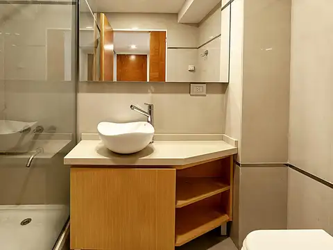 Virrey Del Pino 2400