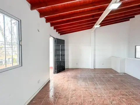 Depto Tipo Casa en Venta al Sur