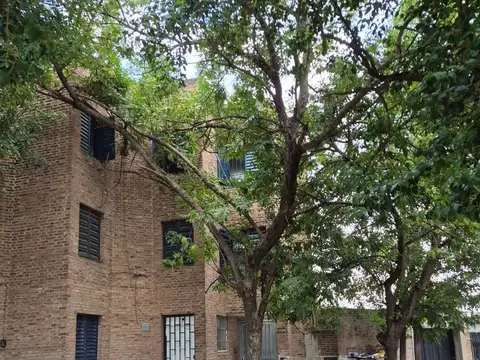 RE/MAX VENDE DEPARTAMENTO DE UN DORMITORIO PB