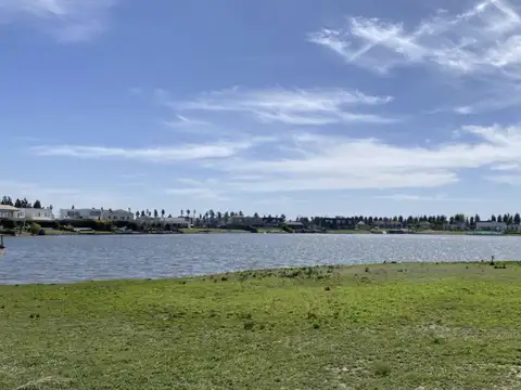 San Gabriel, Villa Nueva 100