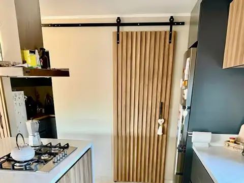 Casa 7 ambientes con 3 baños