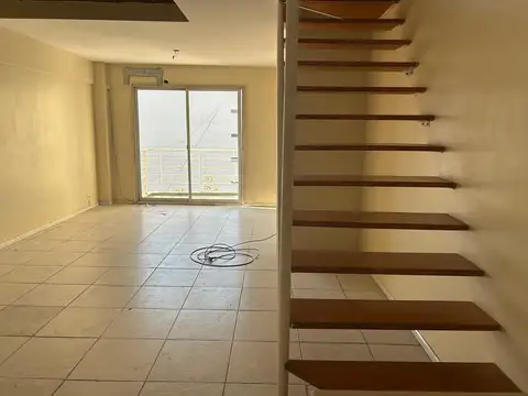 Venta - Duplex 2 ambientes con balcón - excelente oportunidad - Caballito