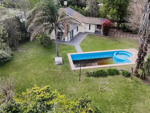 vendo Casa quinta en Funes