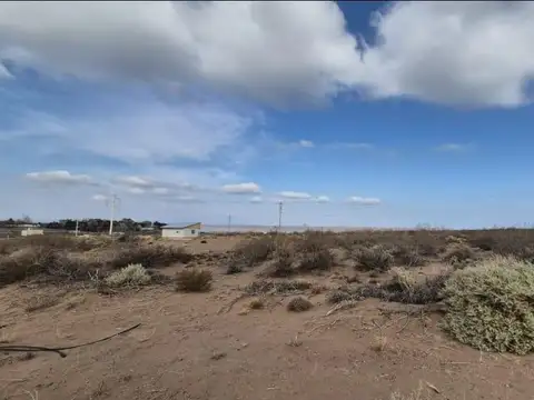 Terreno en Venta 30  mts Fondo