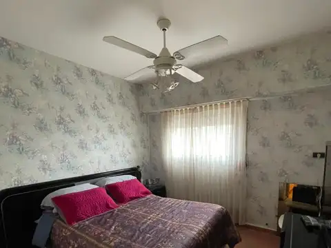 Departamento 5 ambientes con 2 baños