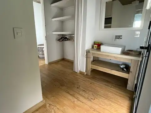 Casa en venta de 4 dormitorios c/ cochera en San Vicente