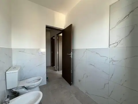 DUPLEX EN VENTA 2 DORM 2 BAÑOS EN VALLE CERCANO - LA AMISTAD