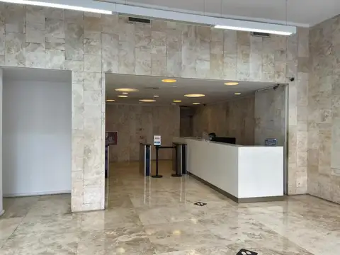 Oficina 4 ambientes con 1 baño