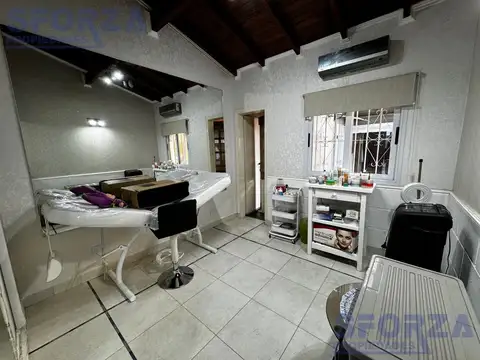 Casa 5 ambientes con 2 baños