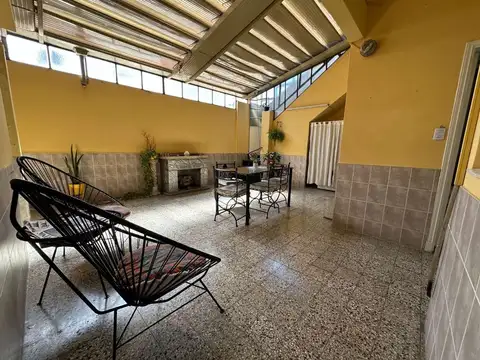 Depto Tipo Casa en Venta de 4 dormitorios