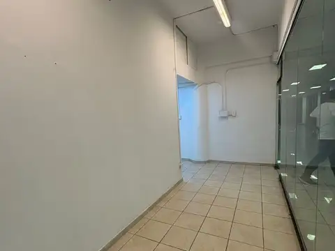 LOCALES - EN GALERIA - ZONA ESTE, SAN JUAN