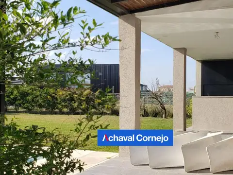 Casa en Alquiler en Puertos - Barrio Ceibos, USD 1.700