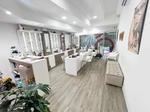Local en Venta 49 años