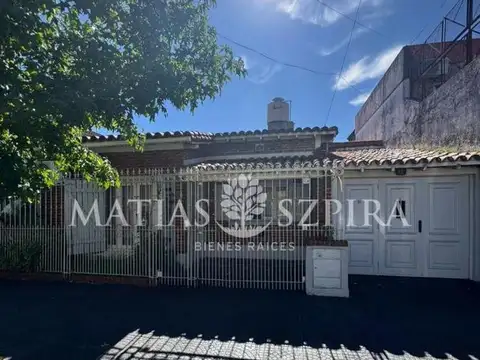 Marcos Paz 588. Entre Gral gelly y obes y Emilio mitre