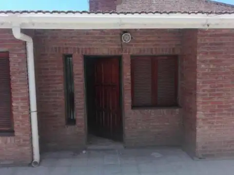 VENDO Casa Barrio Las Palmas Gran Oportunidad!