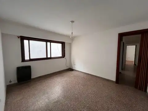 Departamento en Alquiler en Microcentro, $ 620.000