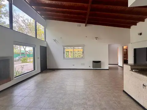 Casa en Venta en La Cesarina, USD 260.000