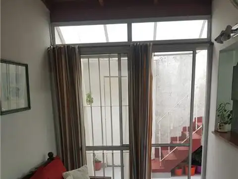 Depto Tipo Casa en Venta de 1 dormitorio
