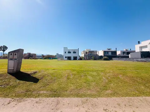 VENTA TERRENO VIENTO SUR