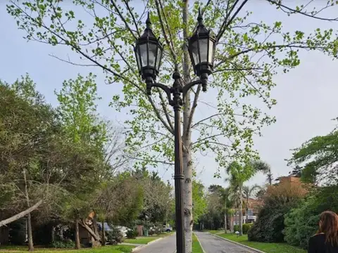 REVERENDO PADRE FAHY 2300, Piso 0