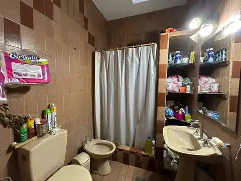 Casa 3 ambientes con 1 baño