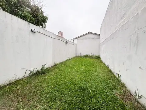 Depto Tipo Casa en Venta de 3 ambientes