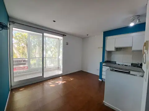 Departamento de un dormitorio con cochera en Echesortu.