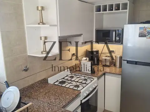 Roque Saenz Peña 1200